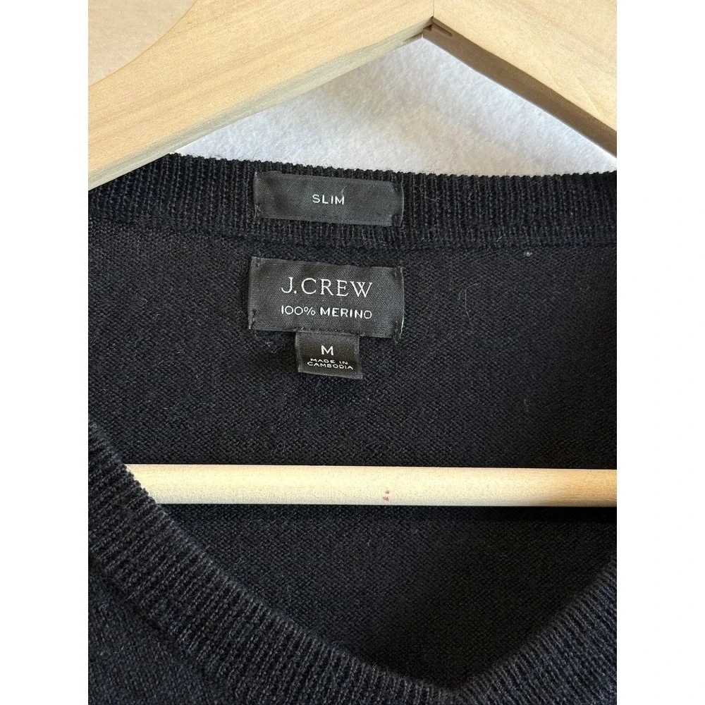 J.Crew V-Neck Sweater Men M Black Slim Fit 100% Merino Wool AE138
